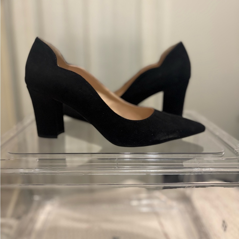 Kelly & Katie Black Suede Heels
